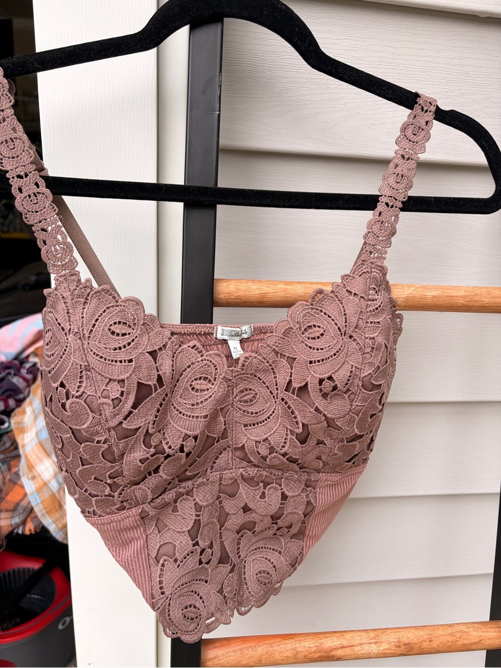 BKE Essentials Mauve Rose Floral Lace Smocked Bramis Top Size M